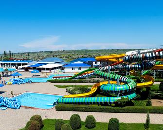 Aquapark Koblevo Hotel - Koblevo - Pool