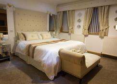 Bessemer Hotel - Merthyr Tydfil - Bedroom