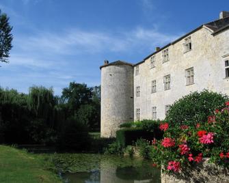 Chateau De Fources - Fources - Edificio