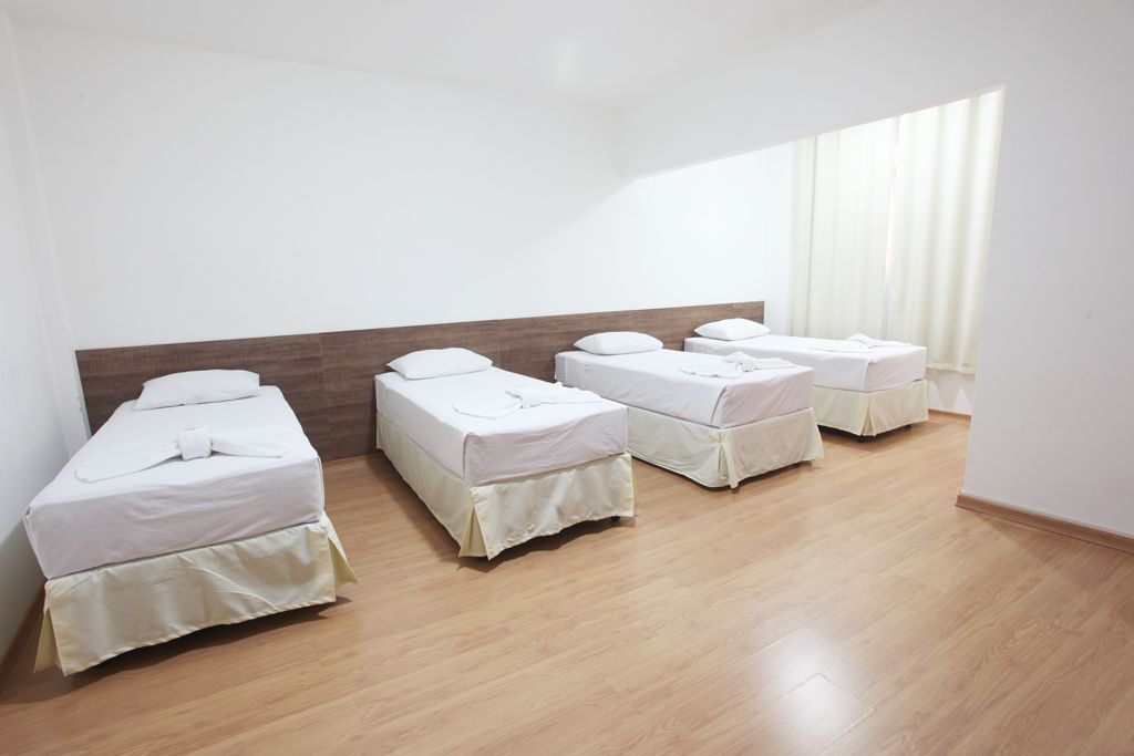Hotel Perez - Pouso Alegre - Habitación