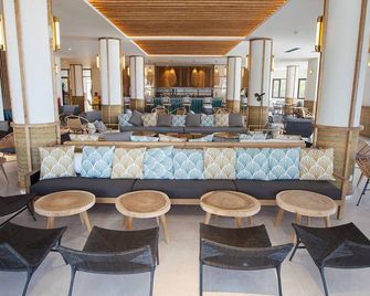 Corallium Dunamar by Lopesan Hotels - Adults Only - מספלומס - טרקלין