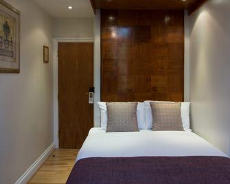 Garden View Hotel - London - Bedroom