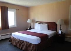 Capri Motel - Dartmouth - Bedroom