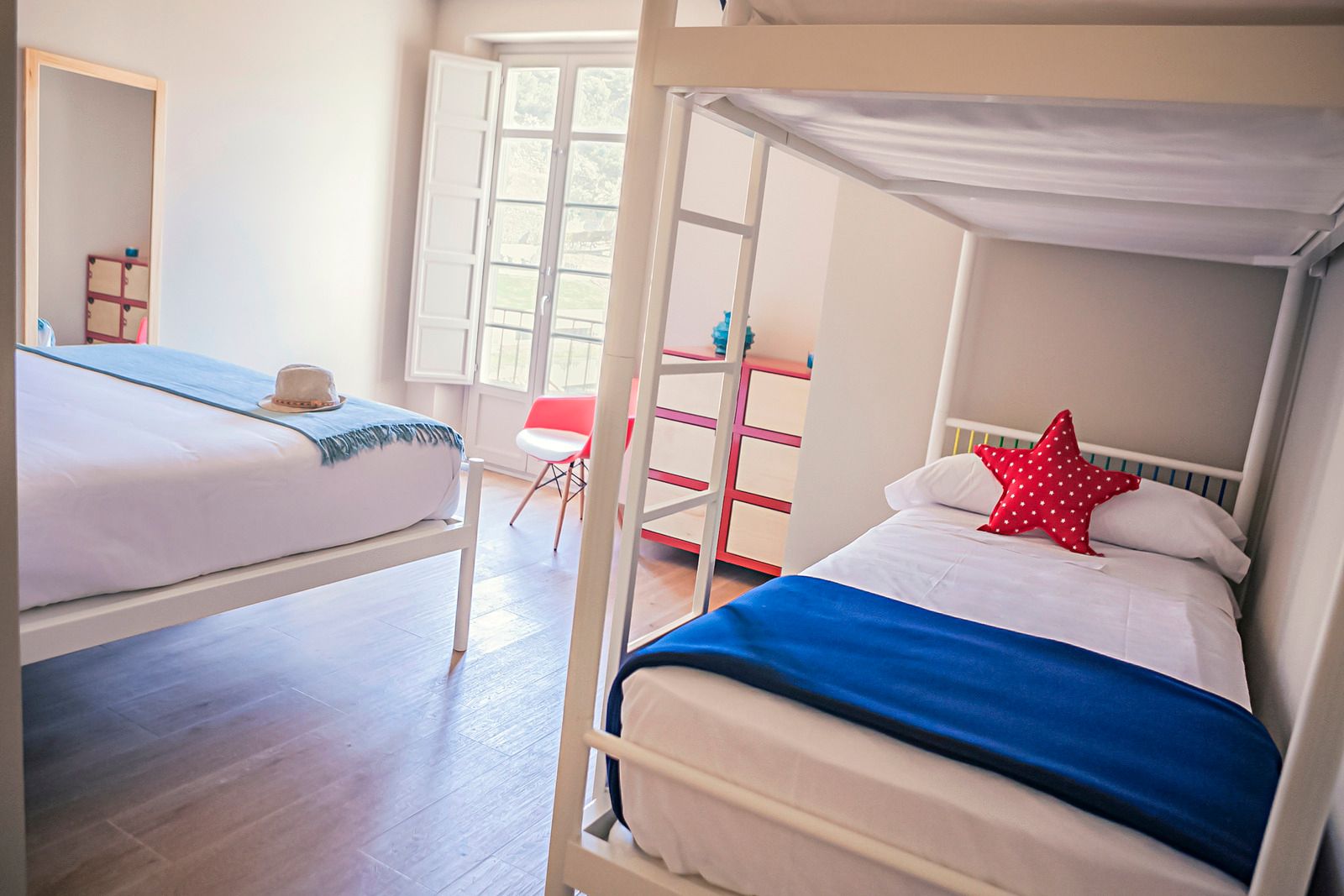 Alcazaba Premium Hostel - Málaga - Bedroom