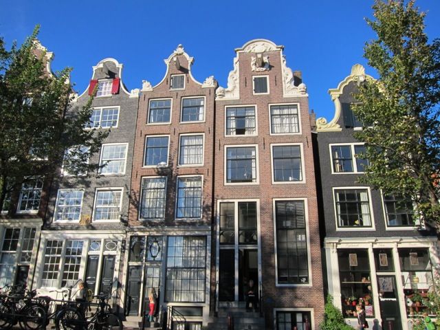 Goodnight Amsterdam - Amsterdam - Building