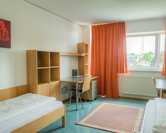 Kolpinghaus Salzburg - Sommerhostel - Salzburg - Schlafzimmer
