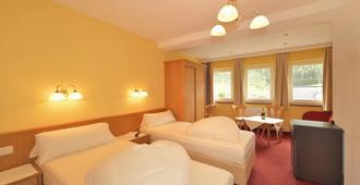 Hotel Garni Viktoria - Sankt Anton am Arlberg - Schlafzimmer