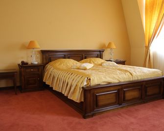 Hotel Rin - סיביו - חדר שינה