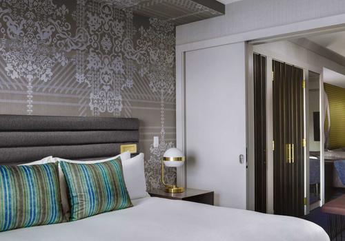 The Cosmopolitan Of Las Vegas 224 7 0 8 Las Vegas Hotel Deals Reviews Kayak The Cosmopolitan Of Las Vegas 224 7 0 8 Las Vegas Hotel Deals Reviews Kayak