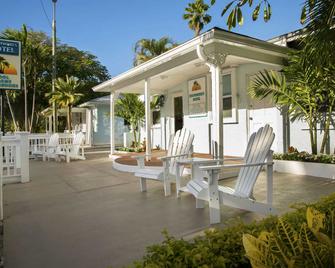 Southwinds Motel - Key West - Building