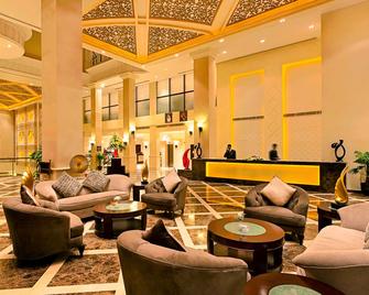 DoubleTree by Hilton Hotel Dhahran - Al Khobar - Hành lang