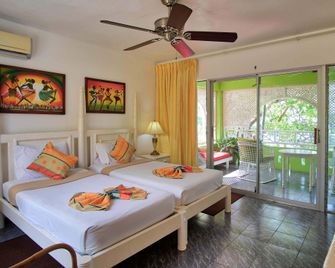 Hibiscus Lodge Hotel - Ocho Rios - Schlafzimmer