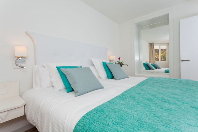 FERGUS Style Cala Blanca Suites - Santa Ponsa - Bedroom