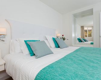FERGUS Style Cala Blanca Suites - Santa Ponsa - Chambre