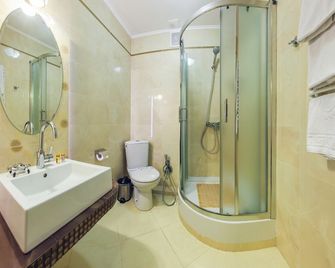 Dvorik Leva - Truskavets - Bathroom