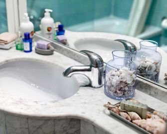 Europa Hotel Design Spa 1877 - Rapallo - Bathroom