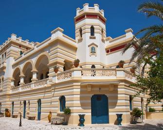 拉法耶拉別墅酒店 - 聖切薩雷亞泰爾梅 - 聖凱撒利亞溫泉 - 建築