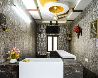 Spot On Sapphire Inn - 焦特布爾 - 大廳