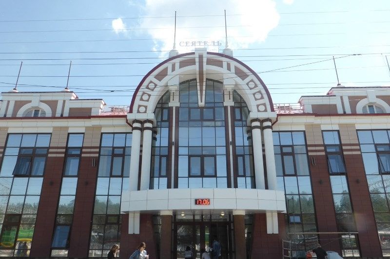 Hostel Plushevyi Mishka - Akademgorodok - בניין