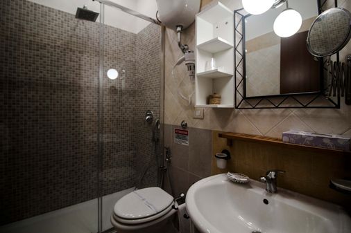 Guesthouse Pompei Il Fauno - Πομπηία - Μπάνιο