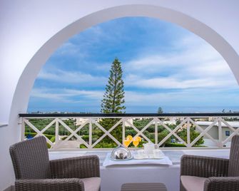 Hotel Matheo Villas & Suites - Mália - Ban công