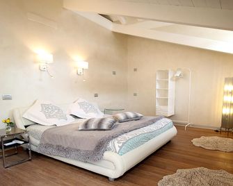 B&B Borgo Marina - Bordighera - Schlafzimmer