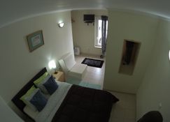 Peniche Surf Lodge - Peniche - Habitació