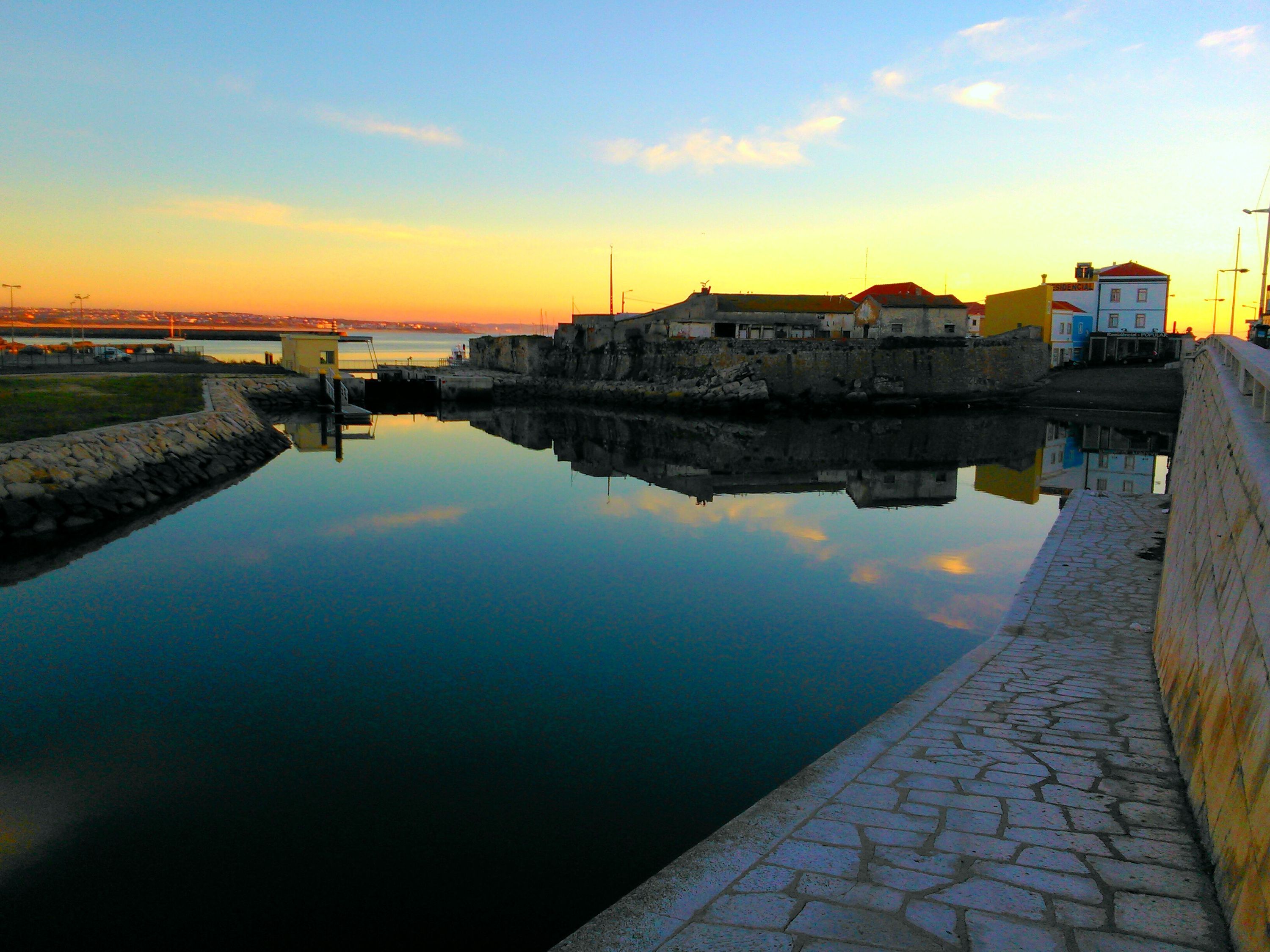 Peniche Surf Lodge - Peniche - Beach