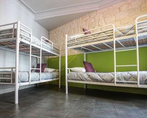 Le Regent Montmartre by Hiphophostels