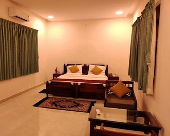 Kstdc Hotel Mayura Adilshahi Bijapur - Bijapur - Habitación