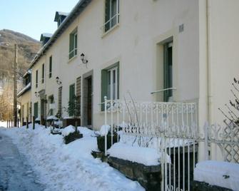 Les Sources - Saint-Jacques-des-Blats - Edificio