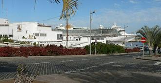 Hotel Nautico - Santa Cruz de Tenerife - Widok na zewnątrz