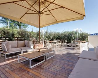 Hotel Ronchi - Cervia - Patio