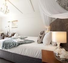 Central Ridge Boutique Hotel