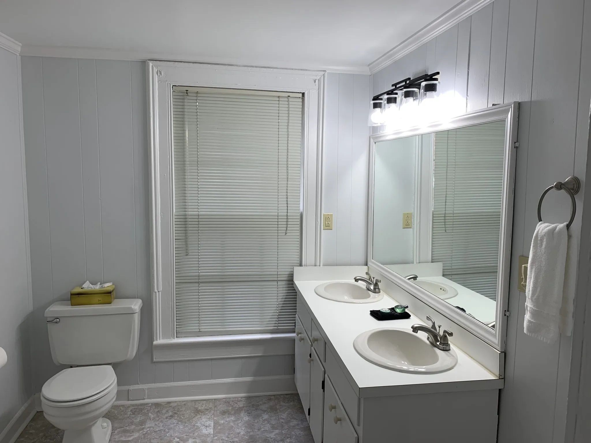 Meadows Inn - New Bern - Bathroom