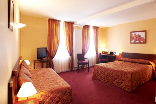 Hôtel Le Pelican - Vernantes - Bedroom