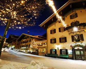 Hotel Neue Post - Mayrhofen - Rakennus