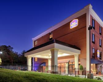 Best Western Plus College Park Hotel - College Park - Building