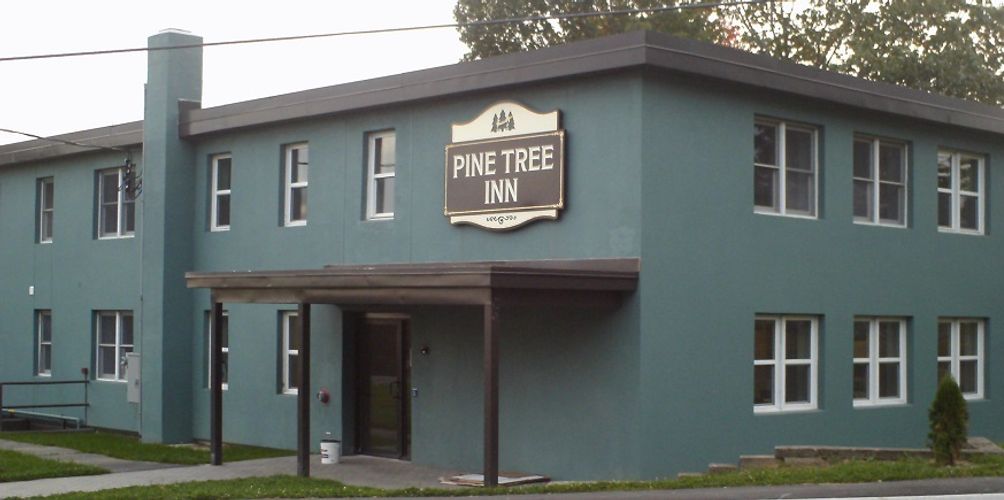 Pine Tree Inn $109 ($̶1̶3̶6̶). Bangor Hotel Deals & Reviews - KAYAK
