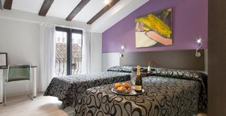 Hotel Fontanella - Denia - Bedroom