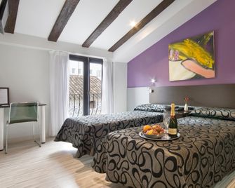 Hotel Fontanella - Denia - Quarto
