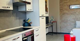 Comfort Accommodation Residence - Bergamo - Kitchen