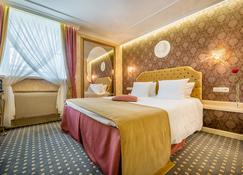 Imperial Hotel & Restaurant - Vilnius - Bedroom