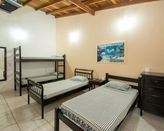 Pousada Pioneiro - Miranda - Habitación