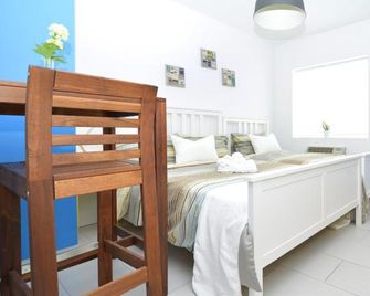 Villa Byron Suites - ميامي بيتش - غرفة نوم