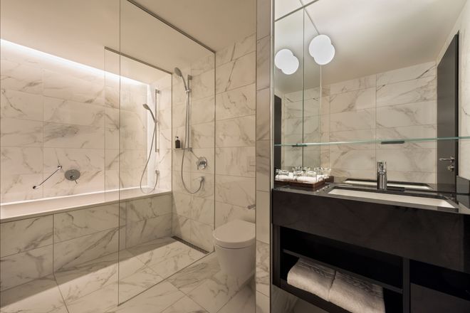 Adina Apartment Hotel Frankfurt Westend - Fráncfort - Baño