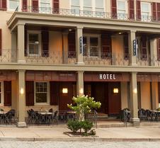 Chestnut Hill Hotel