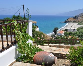 Ikaria Utopia - Cusco Studios - Évdilos - Outdoor view