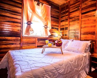 Hotel Fazenda Floresta Negra - Monte Verde - Bedroom