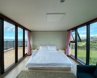 Jeju Infinity Resort Hotel - Jeju City - Sovrum
